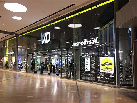 jd sports utrecht openingstijden.